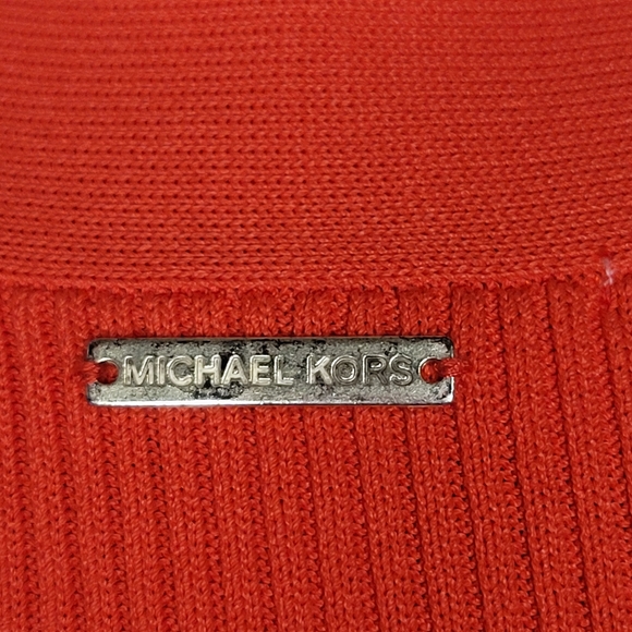 Dress - Picture 5 of 6